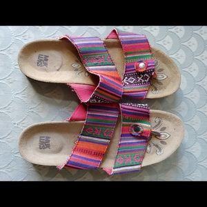 Muk Luks Sandals size 8